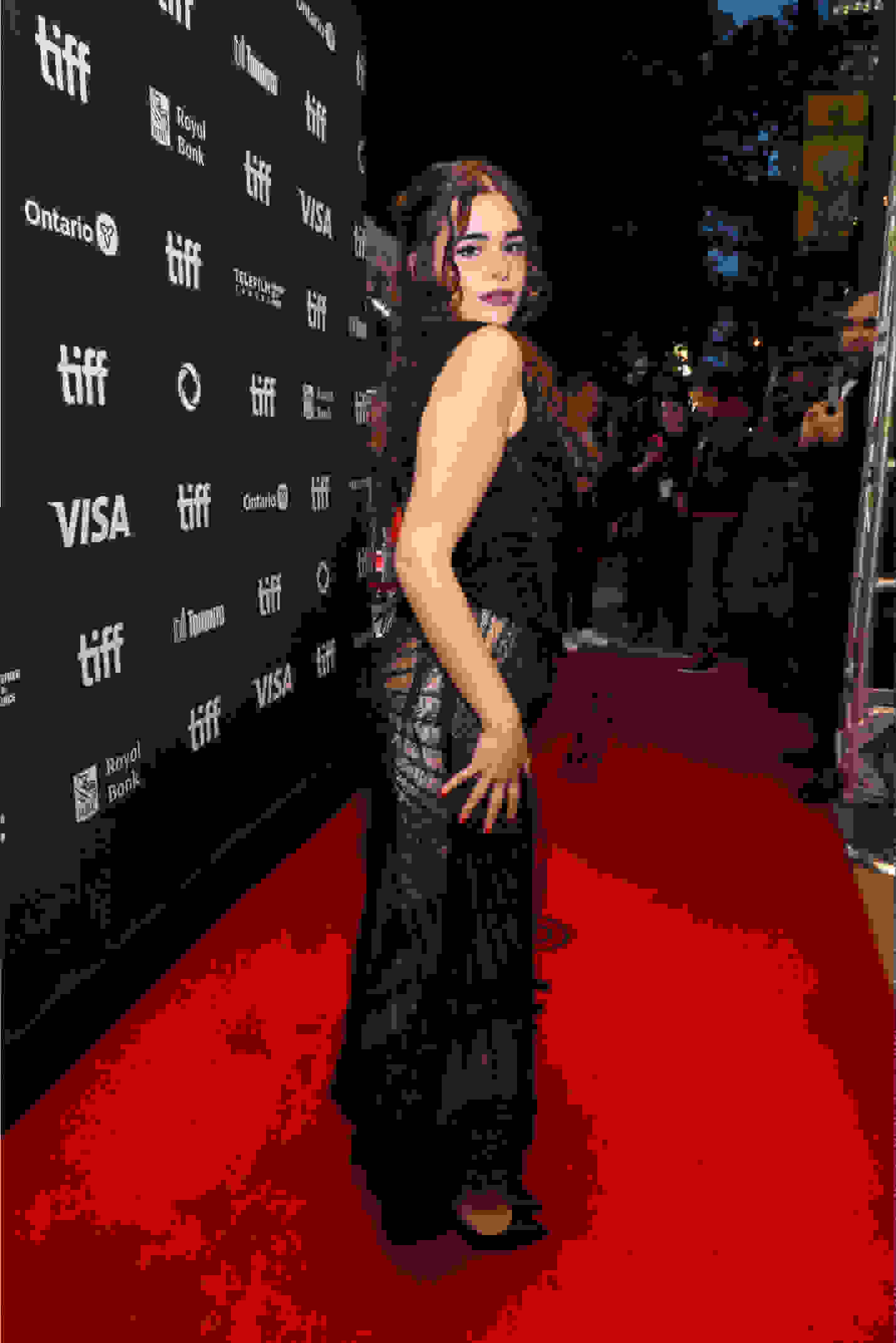 Barbie Ferriera Wearing Anouk