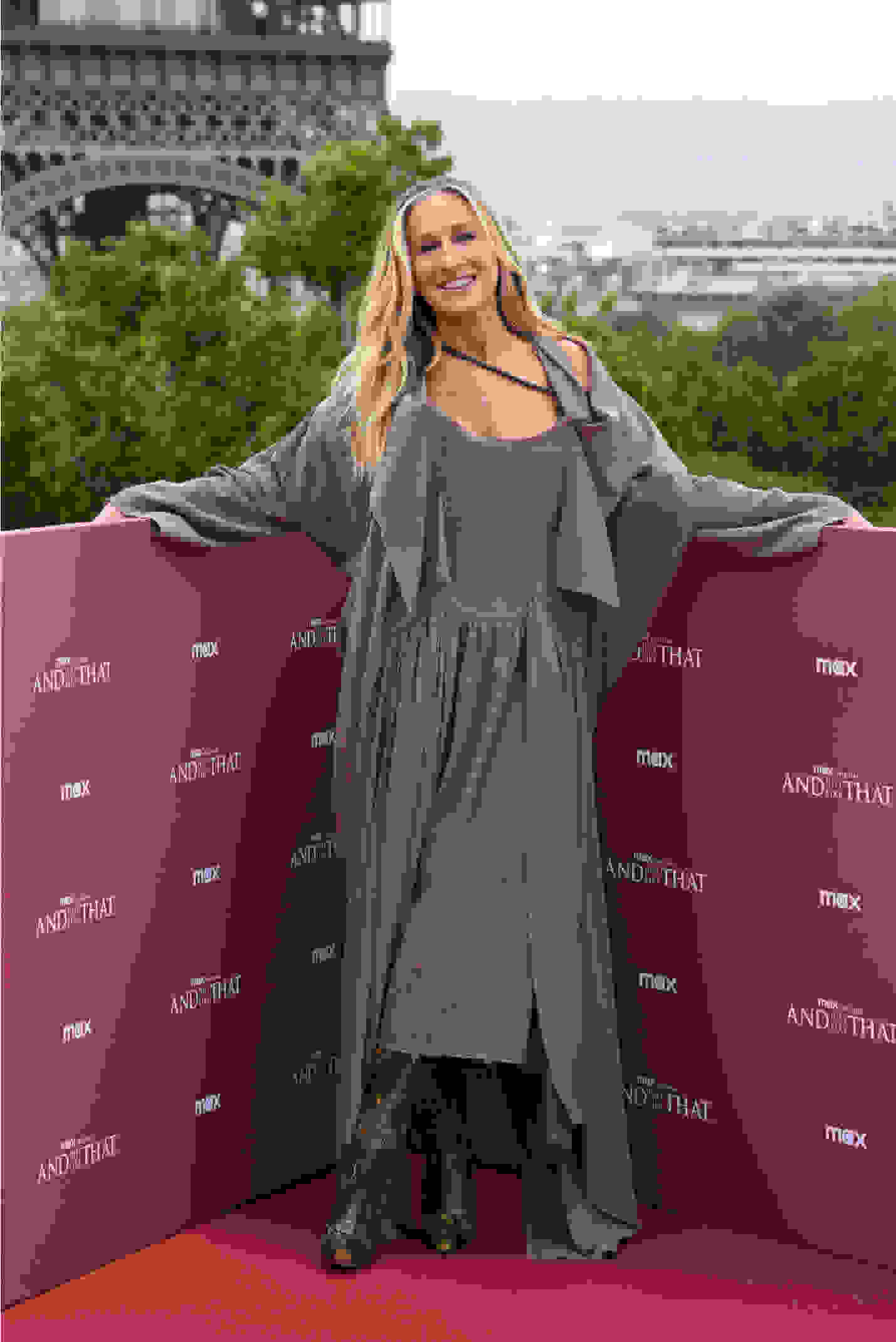 Sarah Jessica Parker Wearing Boot