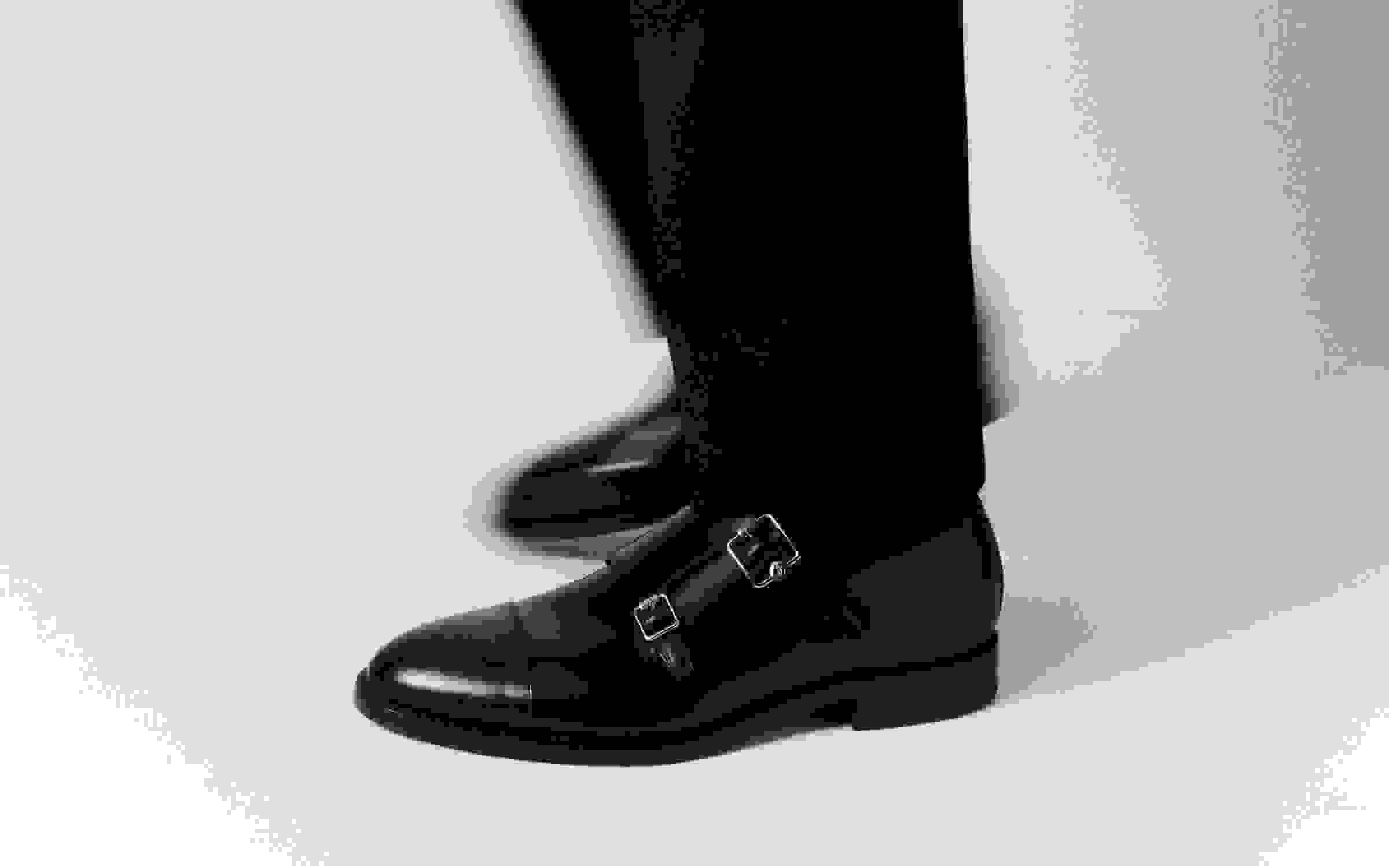SHOP GROOM