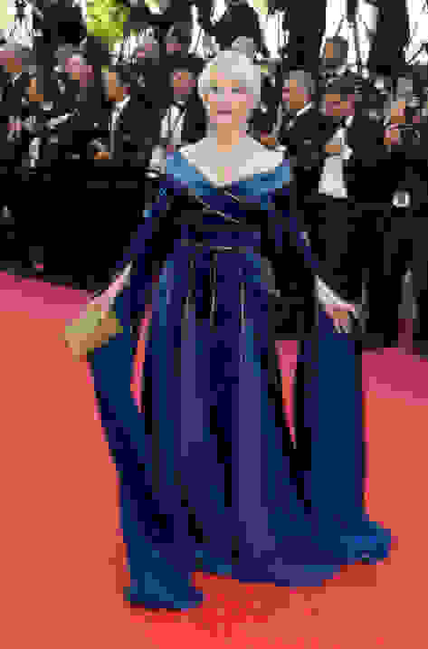 Helen Mirren carrying ELLIPSE