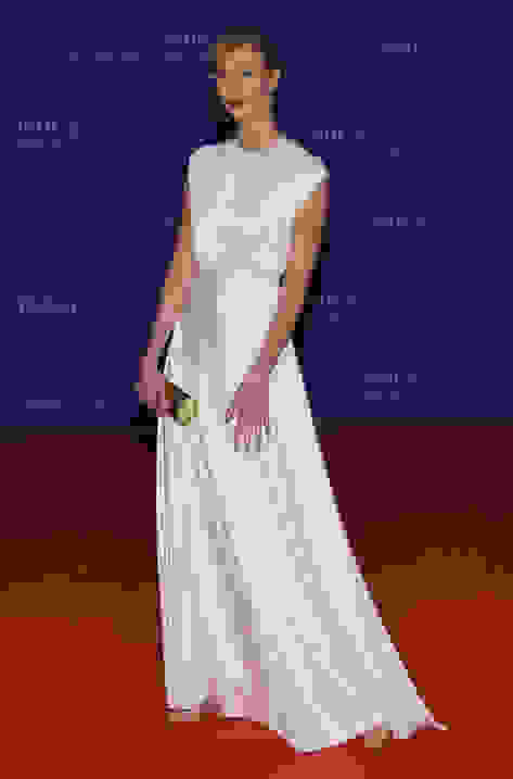 Karlie Kloss wearing hesper and carrying trinket