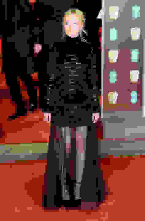 Saoirse Ronan wearing MACY