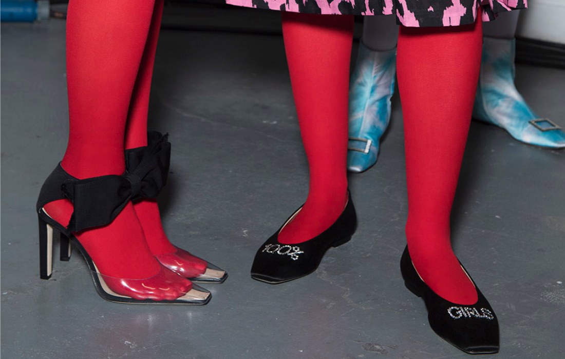 Ashley Williams Carousel 1